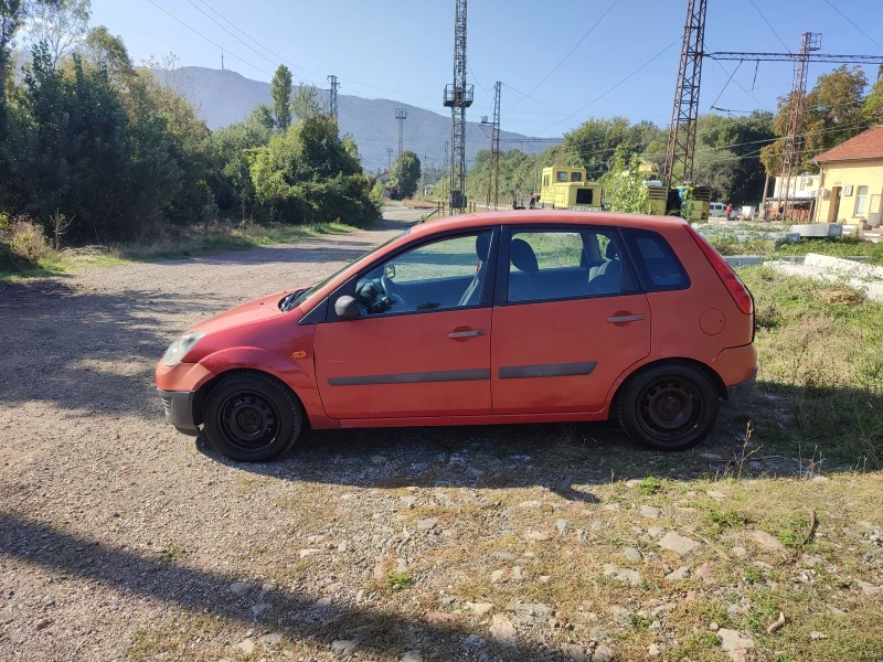 Ford Fiesta 1.3 бензин с газ, снимка 5 - Автомобили и джипове - 47362151