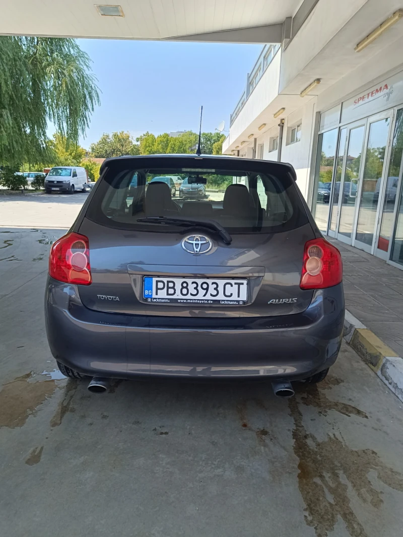 Toyota Auris 1.6 VVTi, снимка 8 - Автомобили и джипове - 47436018