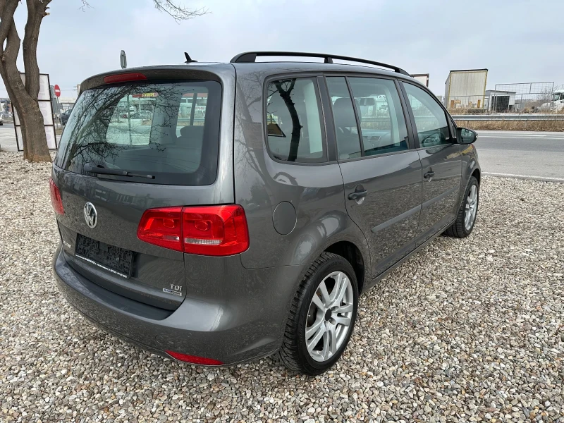 VW Touran 1.6 TDI, снимка 4 - Автомобили и джипове - 48309053