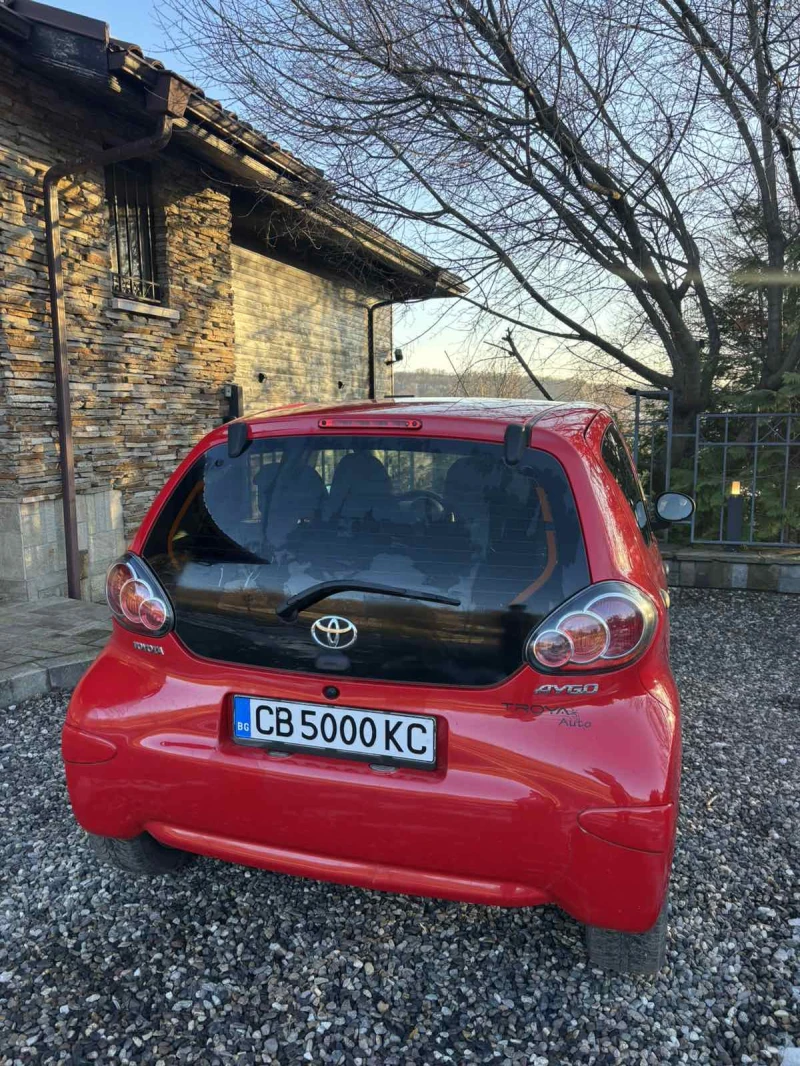 Toyota Aygo 1.0, снимка 3 - Автомобили и джипове - 48906354