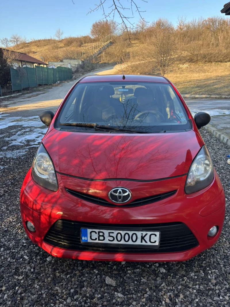 Toyota Aygo 1.0, снимка 1 - Автомобили и джипове - 48906354