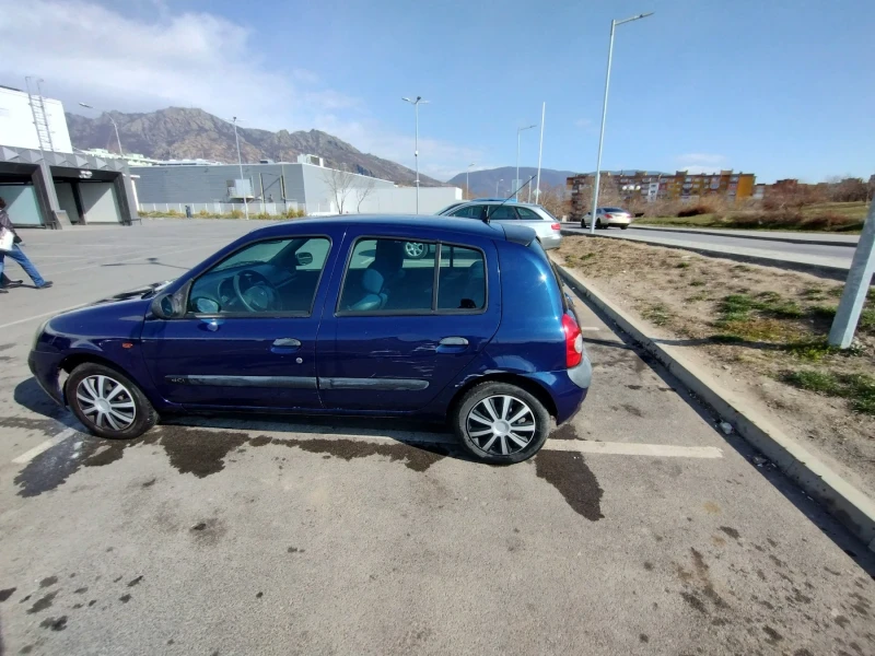 Renault Clio, снимка 6 - Автомобили и джипове - 49090798