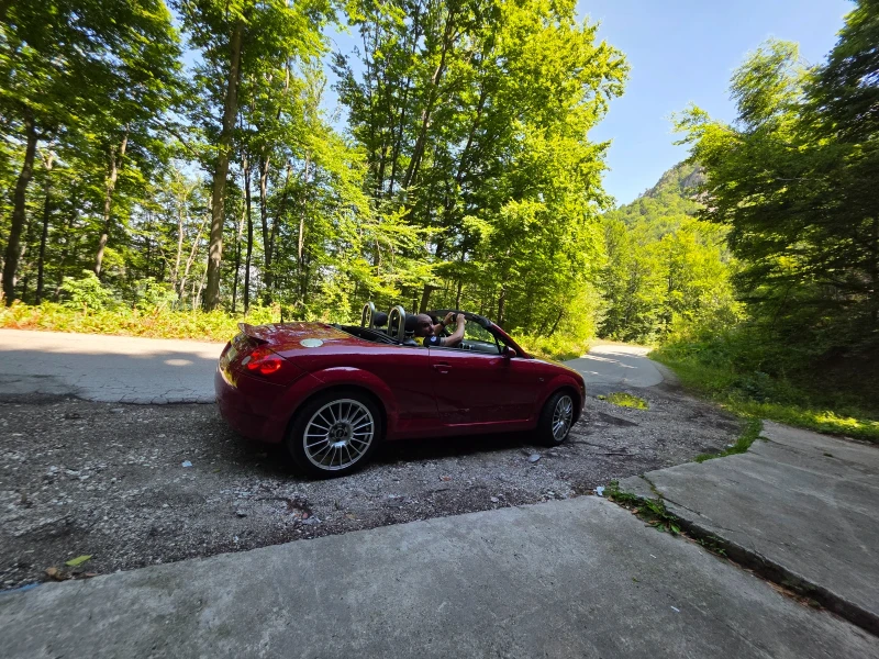 Audi Tt, снимка 9 - Автомобили и джипове - 52132346