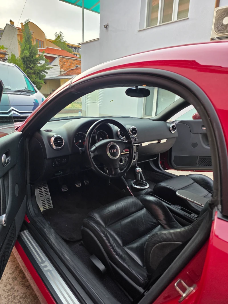 Audi Tt, снимка 6 - Автомобили и джипове - 52132346