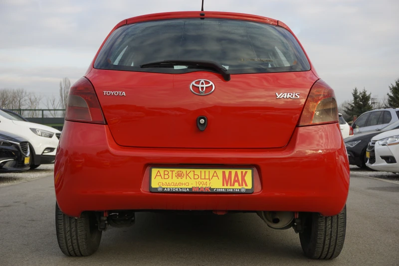 Toyota Yaris 1.0i/Facelift, снимка 6 - Автомобили и джипове - 52876351