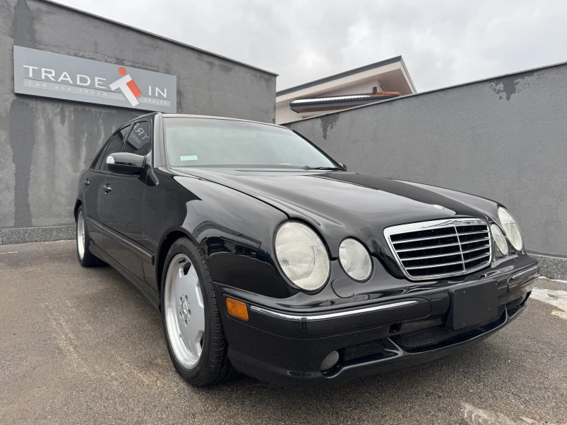 Mercedes-Benz E 55 AMG, снимка 3 - Автомобили и джипове - 53099724