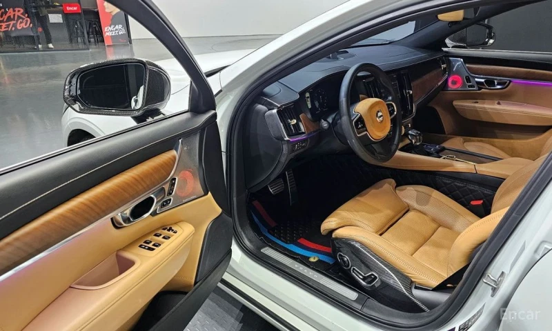 Volvo S90, снимка 10 - Автомобили и джипове - 53286658