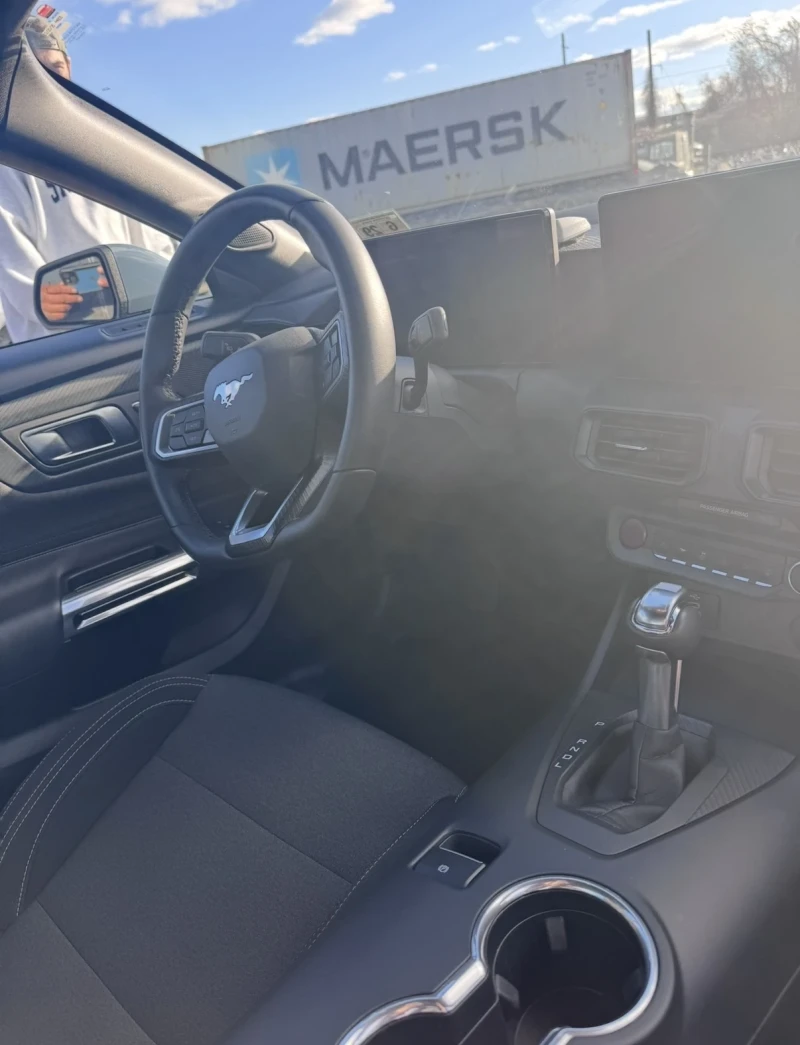 Ford Mustang, снимка 5 - Автомобили и джипове - 53382632