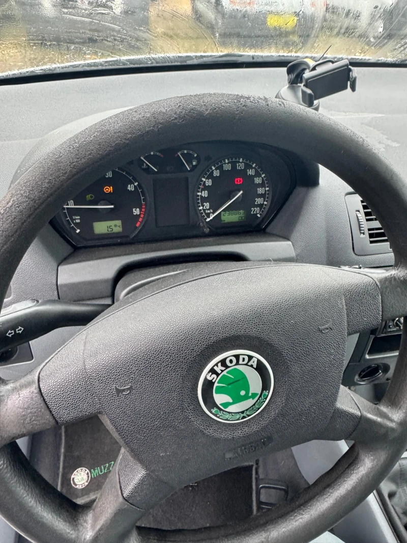 Skoda Fabia 1.9TD?, снимка 7 - Автомобили и джипове - 53452088