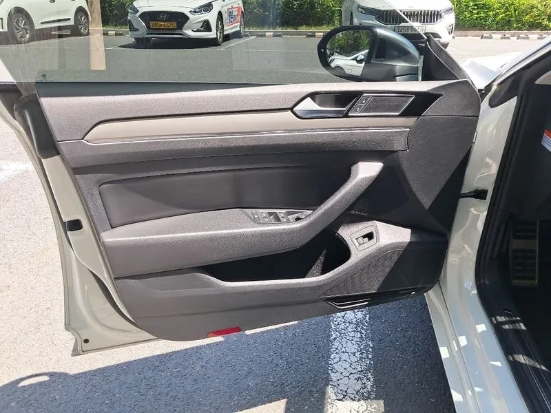 VW Arteon Arteon 2.0 Tdi Premium, снимка 14 - Автомобили и джипове - 54959555