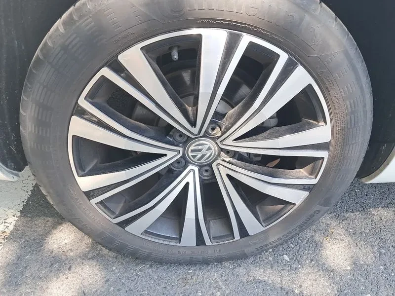 VW Arteon Arteon 2.0 Tdi Premium, снимка 12 - Автомобили и джипове - 54959555