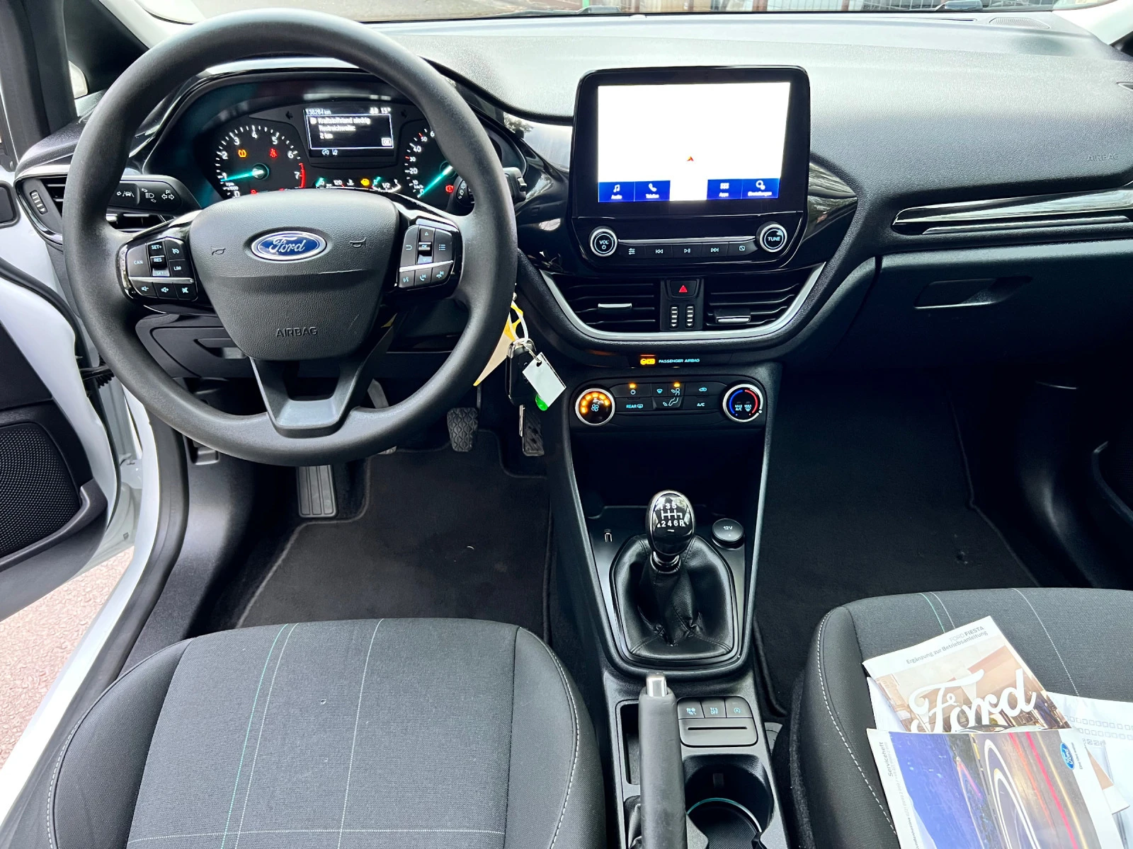 Ford Fiesta 1.0 EcoBoost S&S COOL&CONNECT  - изображение 9