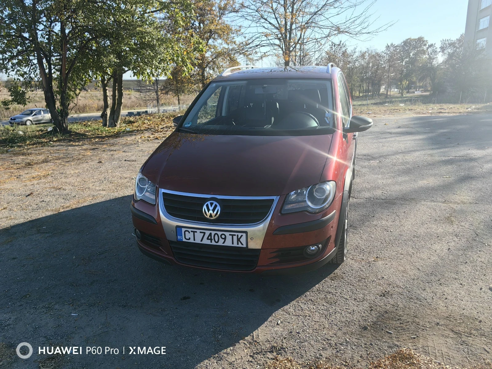 VW Touran Vw Touran Cross 2.0 BMM - изображение 4