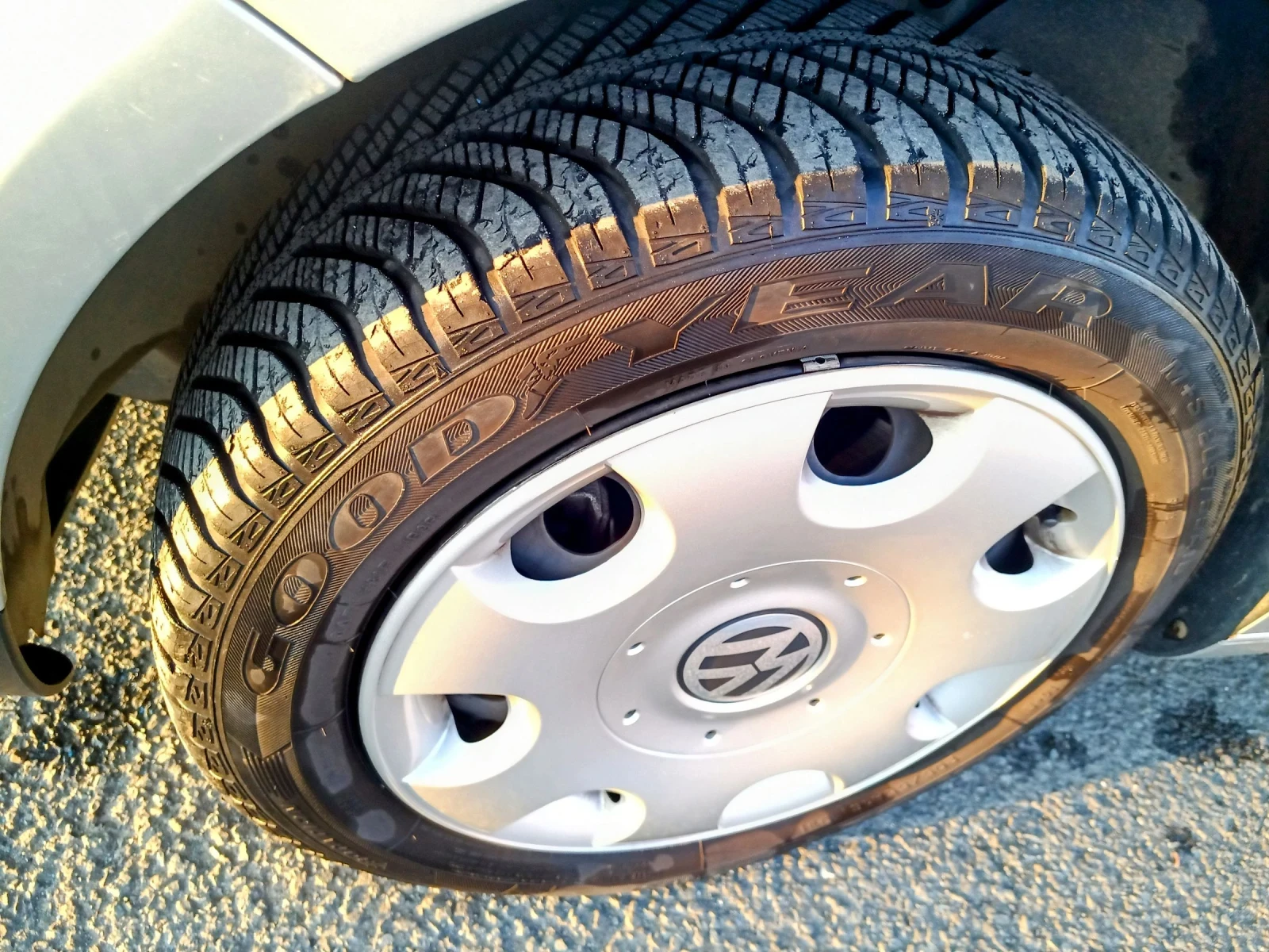 VW Touran 1, 6 TSI, Automatic,   | Mobile.bg   11