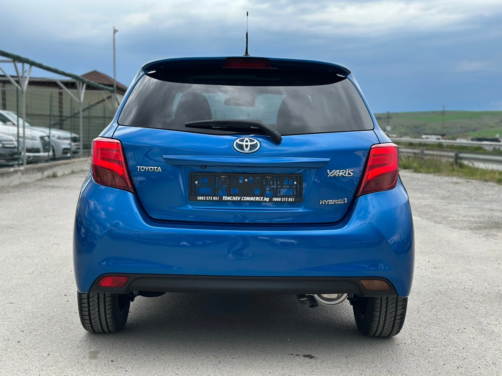 Toyota Yaris 1.5i-PANORAMA-145.000km-DISTRONIK-KAMERA-KEYLES - изображение 5