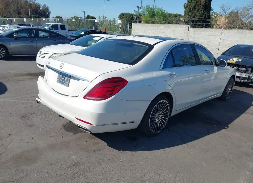 Mercedes-Benz S 500 2014 MERCEDES-BENZ S 550 - изображение 9