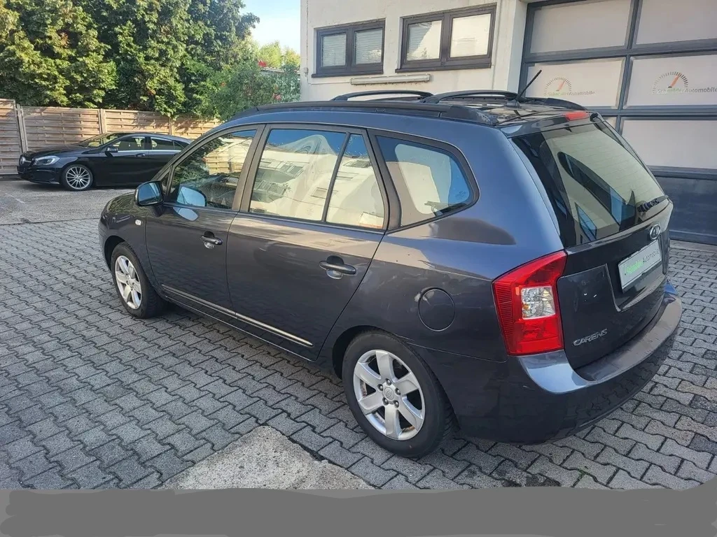 Kia Carens 2.0 бензин 144 кс , Facelift модел 2009 година  - изображение 6
