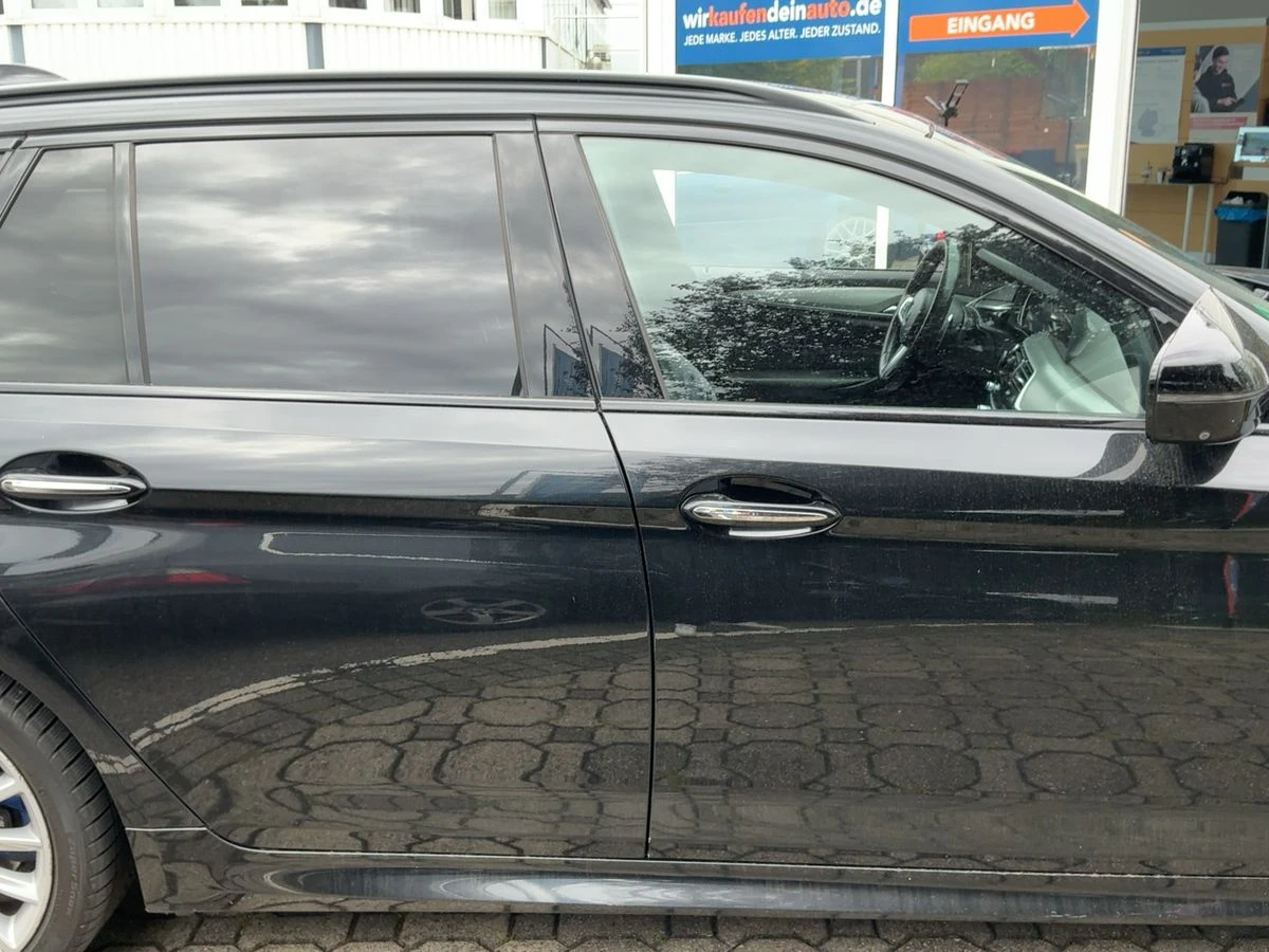 BMW 540 * xDrive M Sport* АВТОФИНАНСИРАНЕ*  - изображение 9