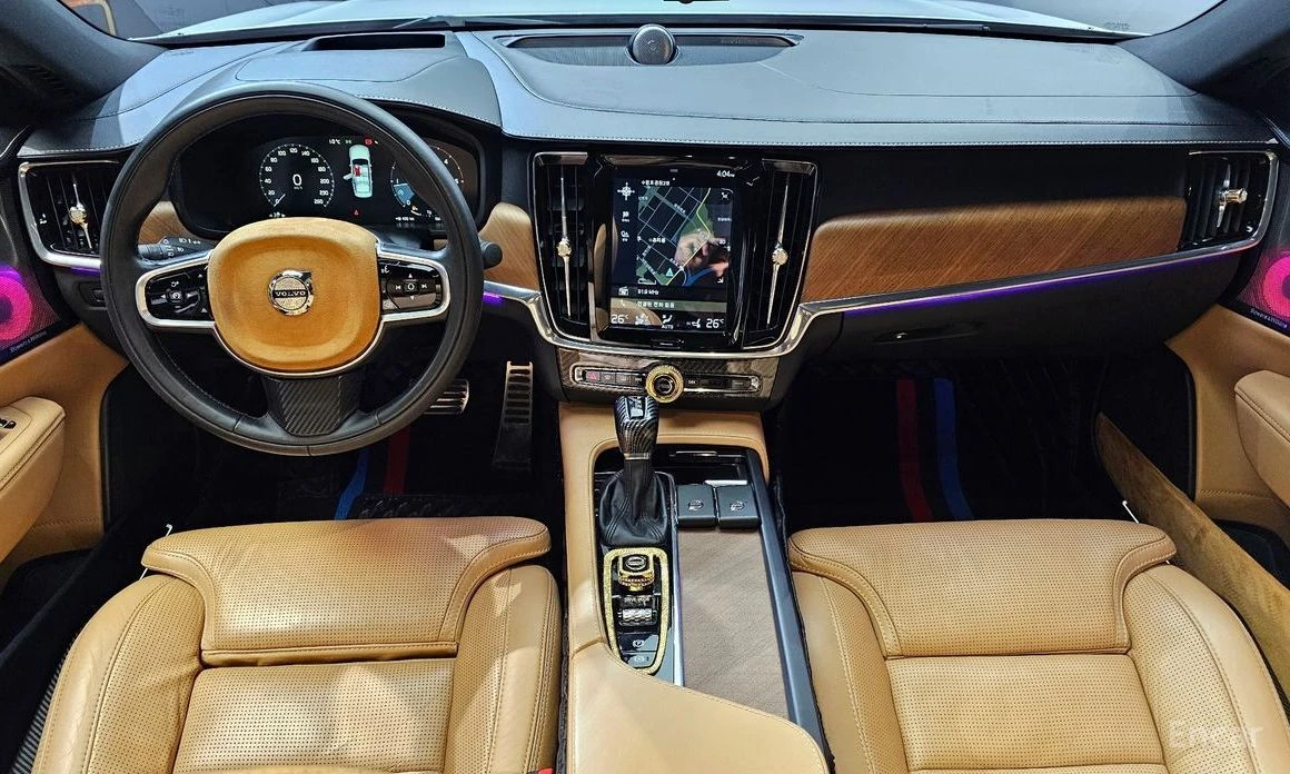 Volvo S90  - изображение 7