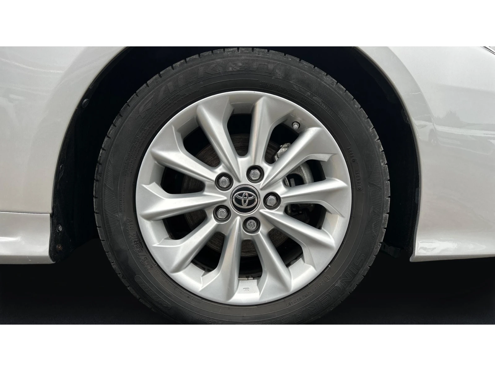 Toyota Corolla ������� ������ �� 270   | Mobile.bg � ����������� 16