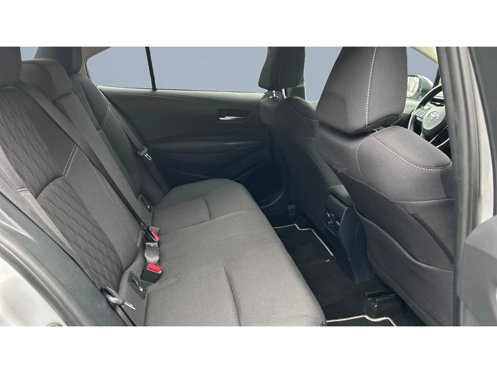 Toyota Corolla ������� ������ �� 270   | Mobile.bg � ����������� 7