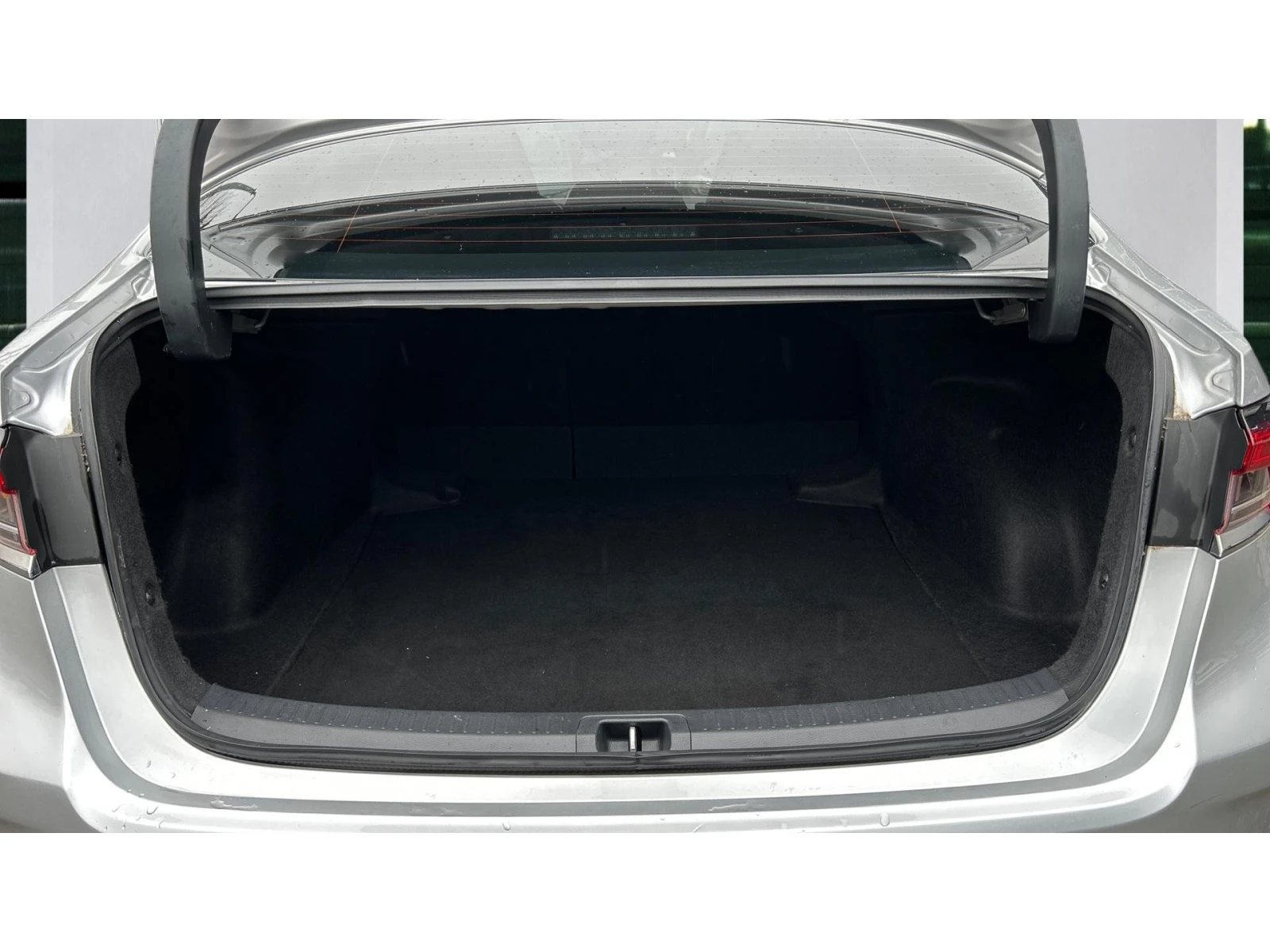 Toyota Corolla ������� ������ �� 270   | Mobile.bg � ����������� 10