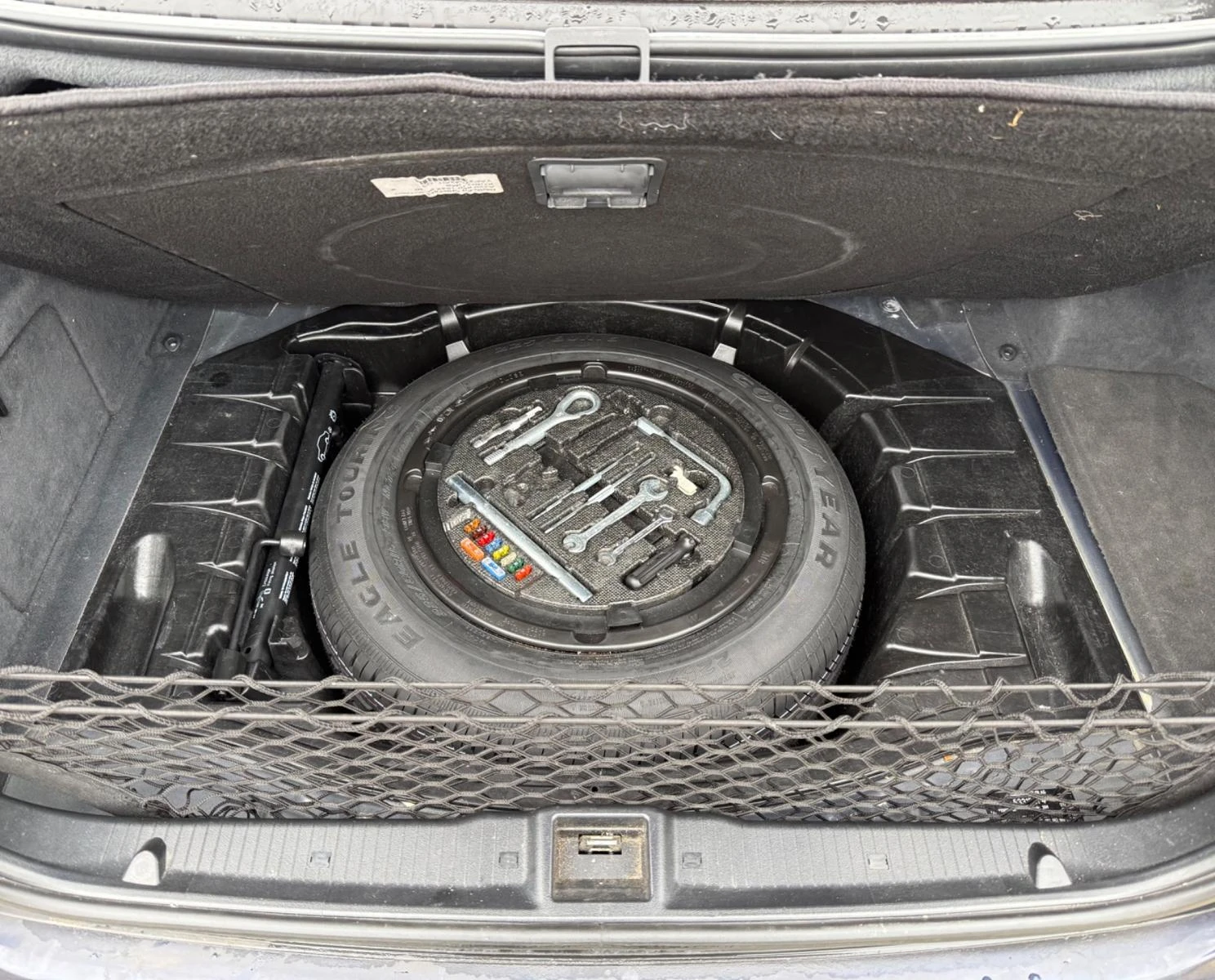 Mercedes-Benz S 320  - изображение 10