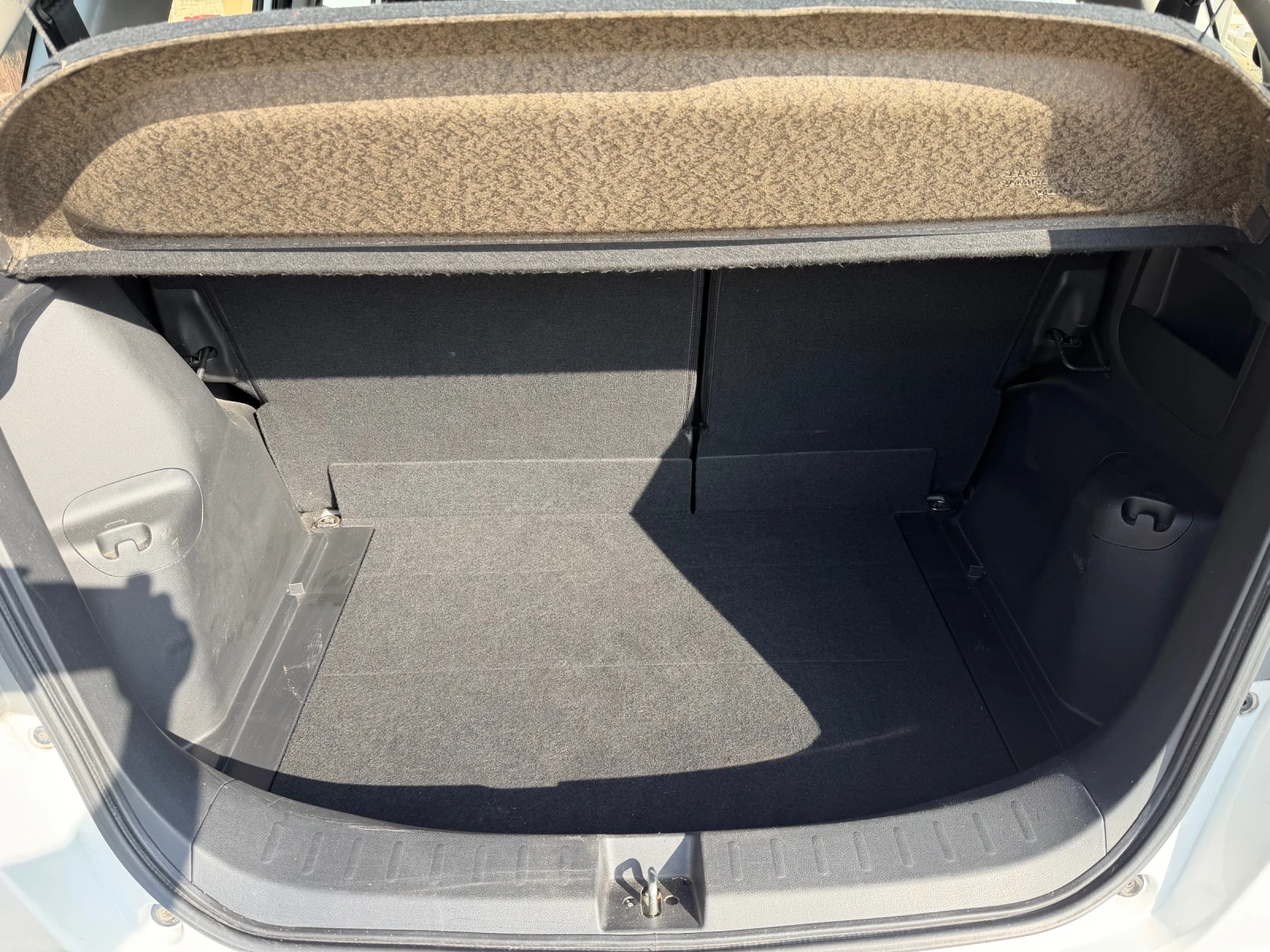 Honda Jazz 1.4i Trend. Автоматик!!! Парктроник!!!, снимка 15 - Автомобили и джипове - 53710828