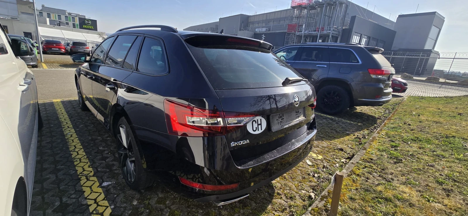 Skoda Superb SportLine/4x4/Navi/Panorama/Camera/Печка, снимка 4 - Автомобили и джипове - 53827843