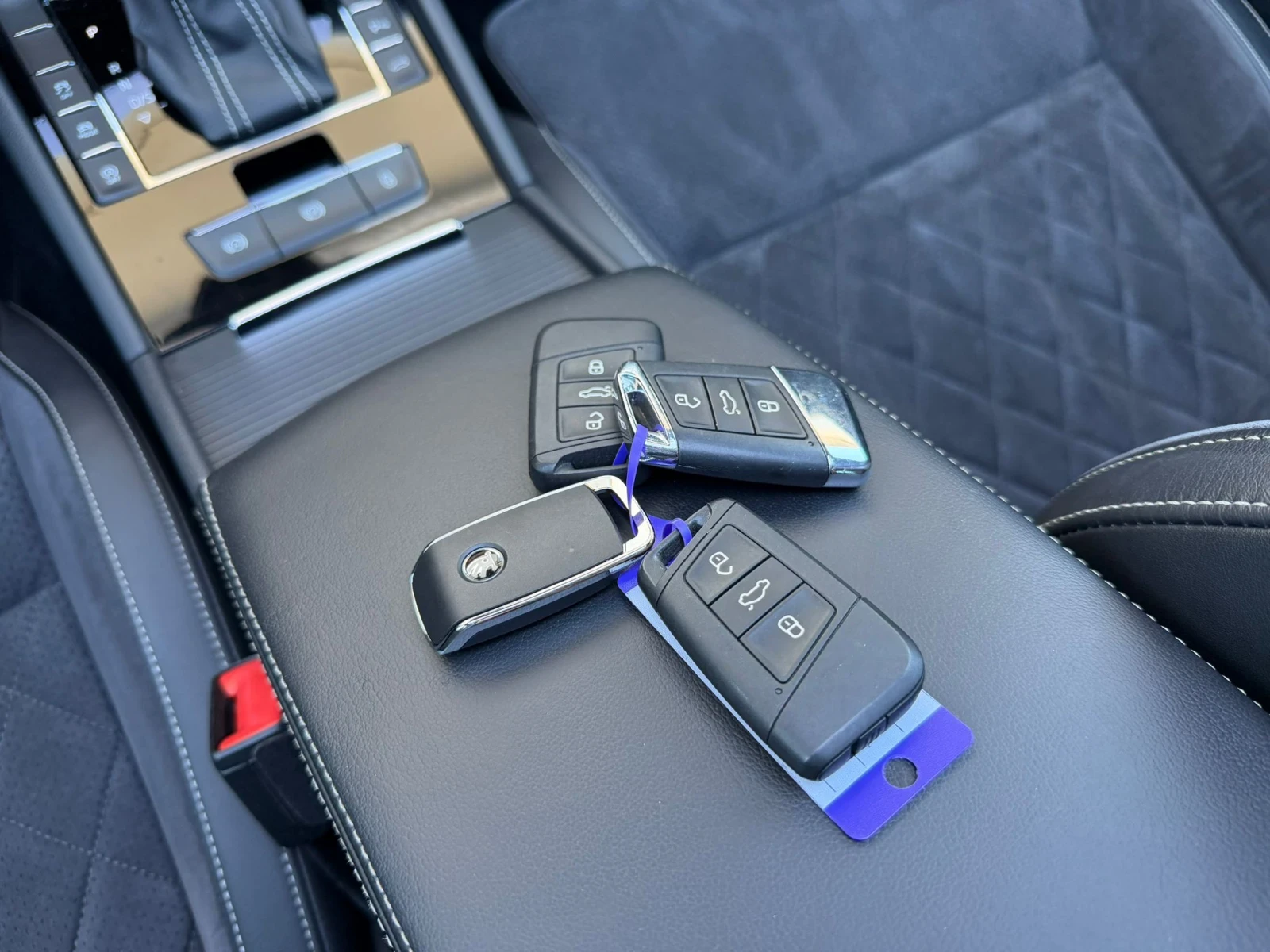 Skoda Superb SportLine/4x4/Navi/Panorama/Camera/Печка, снимка 17 - Автомобили и джипове - 53827843