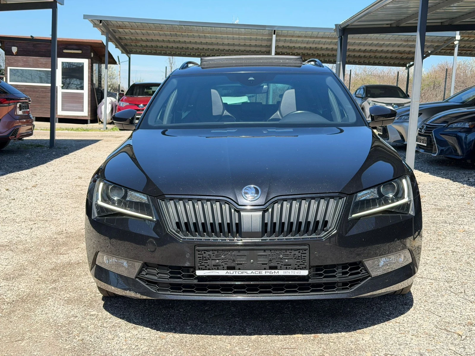 Skoda Superb SportLine/4x4/Navi/Panorama/Camera/Печка, снимка 2 - Автомобили и джипове - 53827843