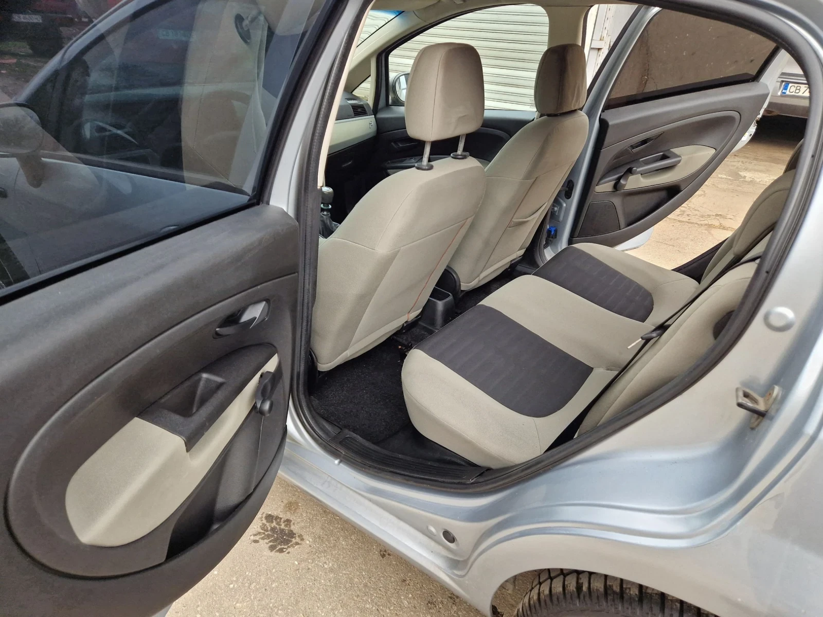 Fiat Punto 1.4������, 78�.�, ���� 4 | Mobile.bg � ����������� 8