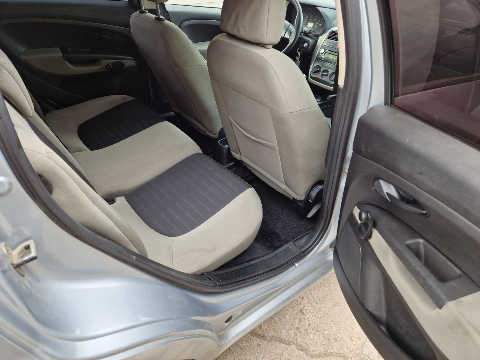 Fiat Punto 1.4������, 78�.�, ���� 4 | Mobile.bg � ����������� 9