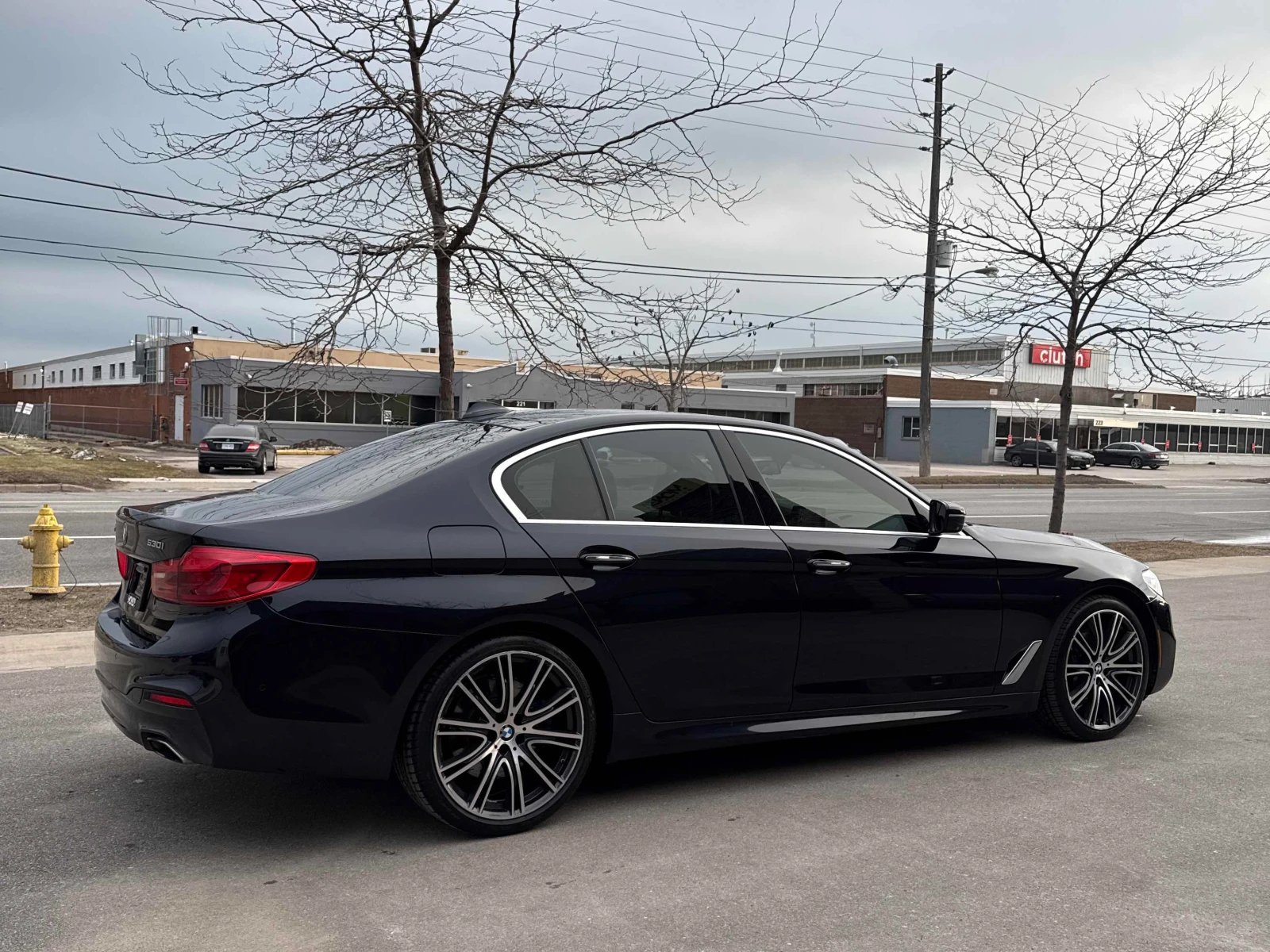 BMW 530 Xdrive* back cam* ������* �������* ���������* M-pk | Mobile.bg � ����������� 4