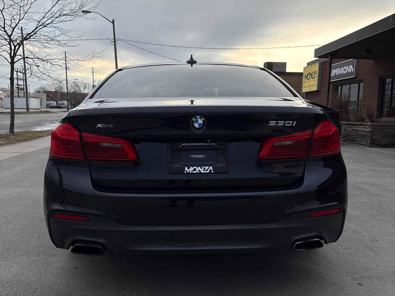 BMW 530 Xdrive* back cam* ������* �������* ���������* M-pk | Mobile.bg � ����������� 5