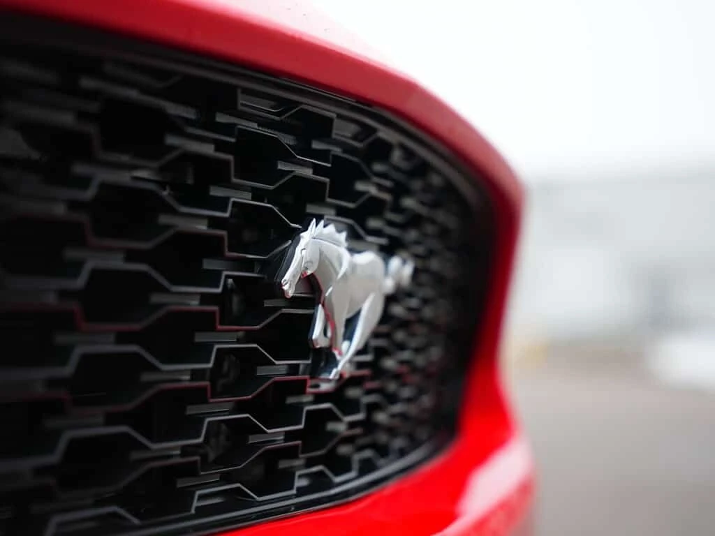 Ford Mustang * ECOBOOST PREMIUM | BSM | BACK UP CAMERA | HEATED, снимка 9 - Автомобили и джипове - 53948359