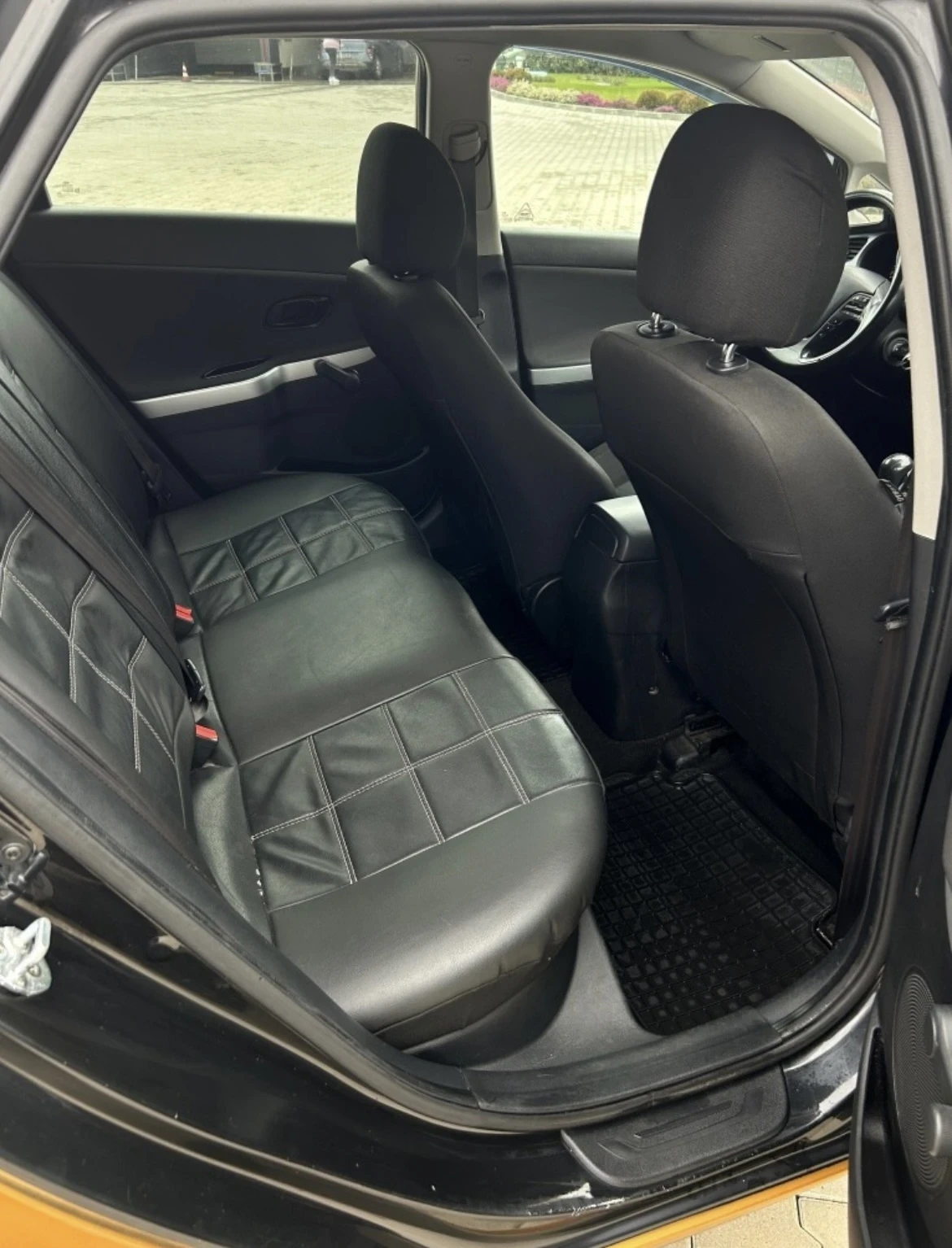 Kia Ceed 1.4, снимка 13 - Автомобили и джипове - 54127634