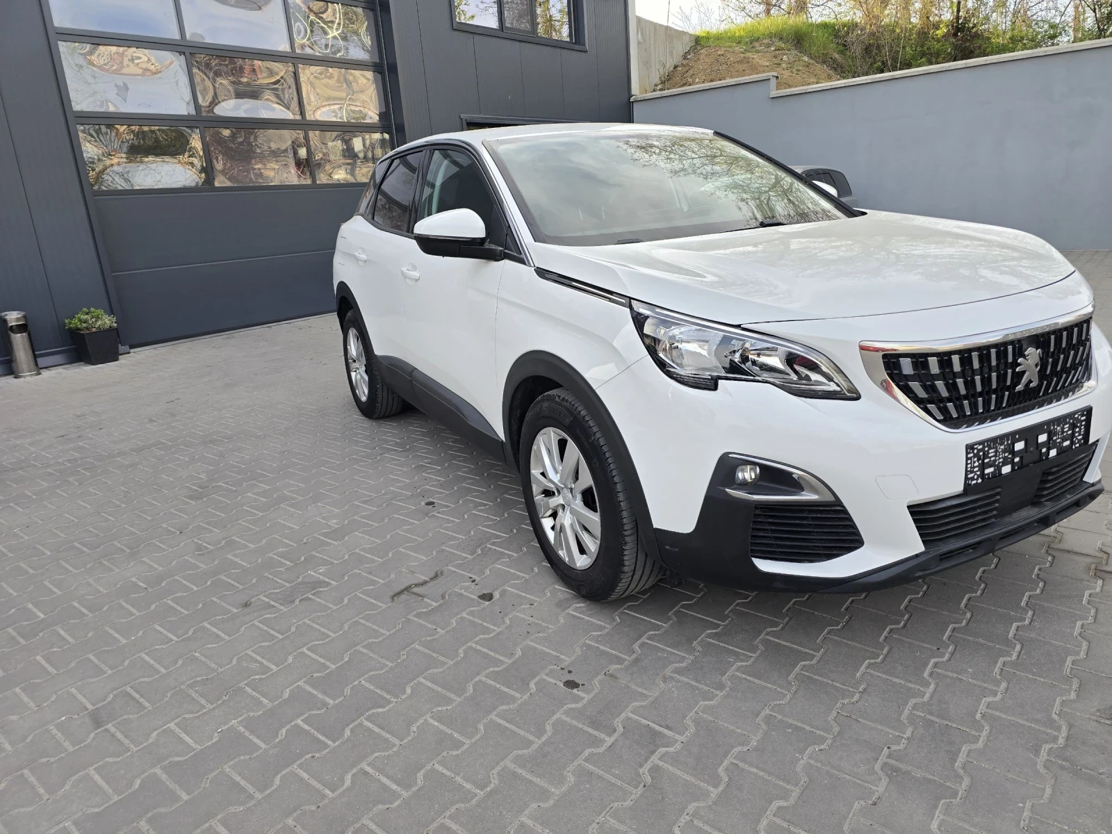 Peugeot 3008 HDI130КС, снимка 3 - Автомобили и джипове - 54220658