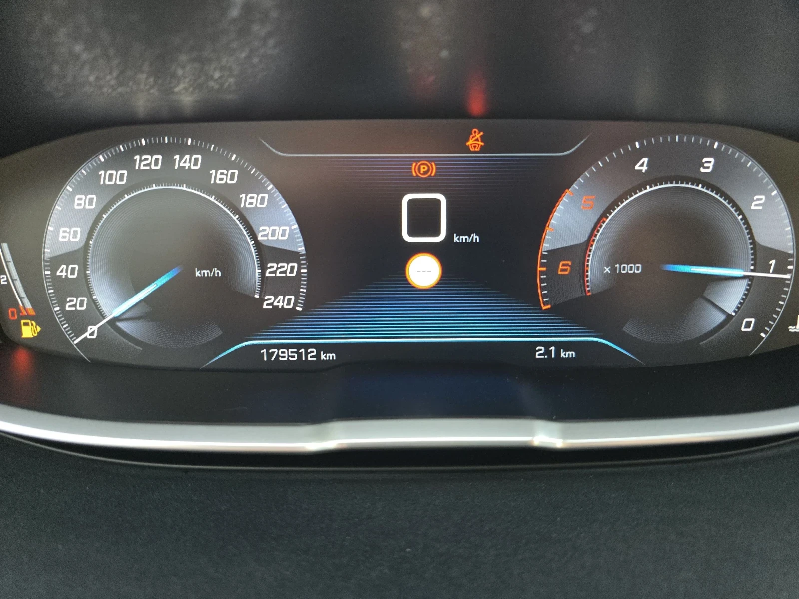 Peugeot 3008 HDI130КС, снимка 17 - Автомобили и джипове - 54220658