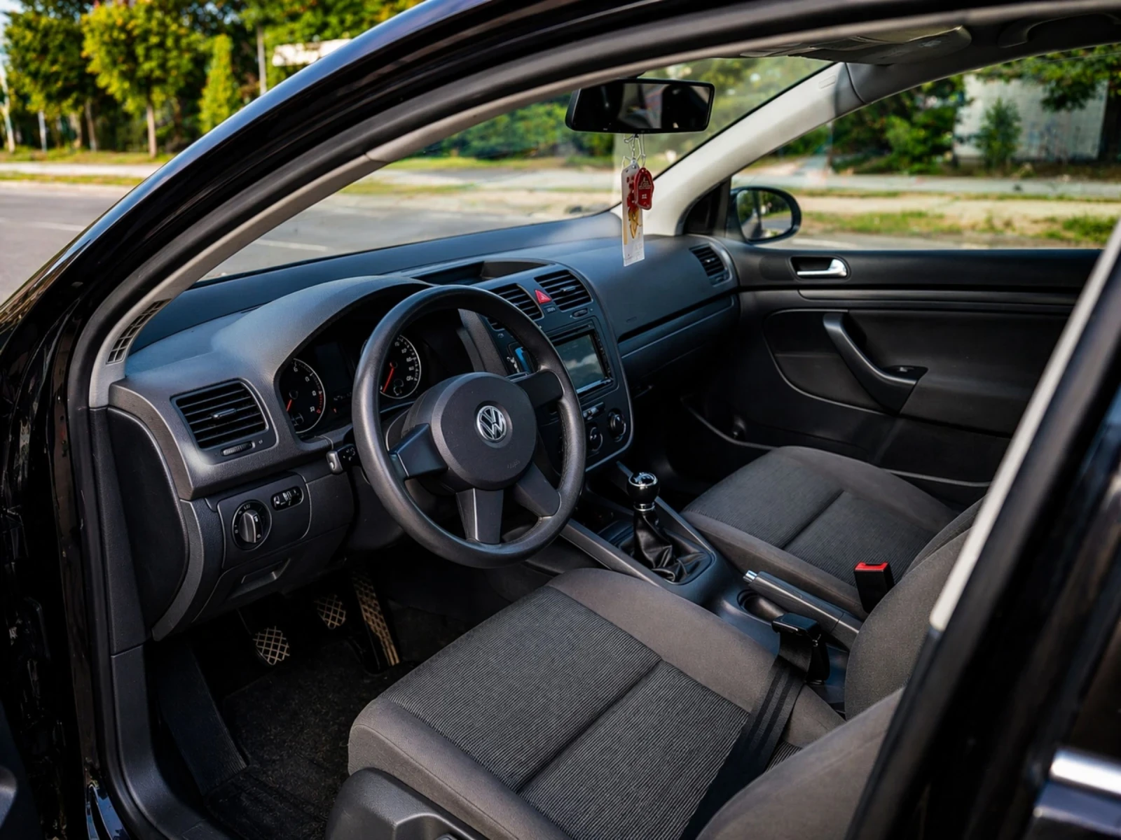 VW Golf, снимка 5 - Автомобили и джипове - 54384101