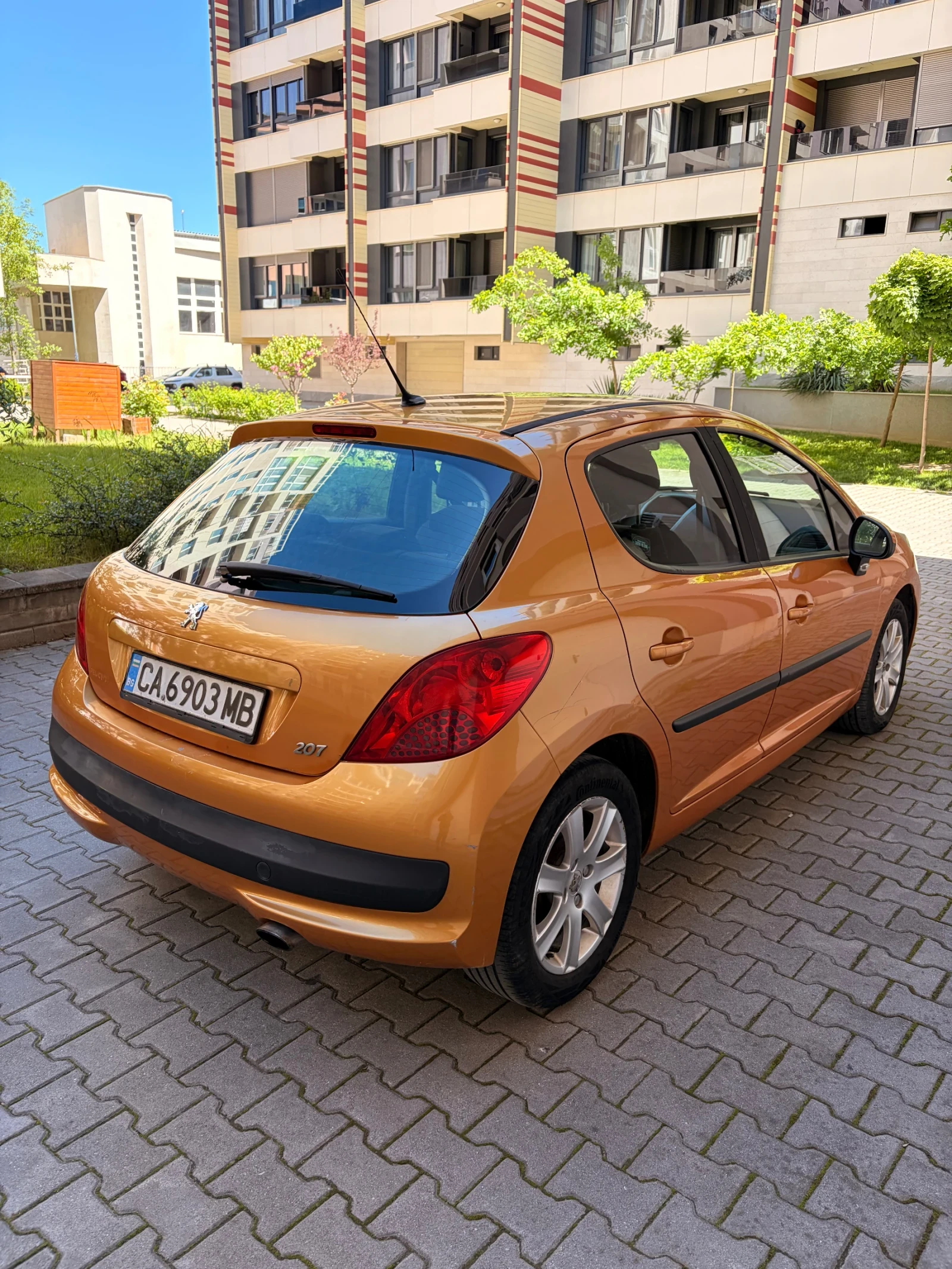 Peugeot 207 1, 6 HDI, снимка 8 - Автомобили и джипове - 54551746