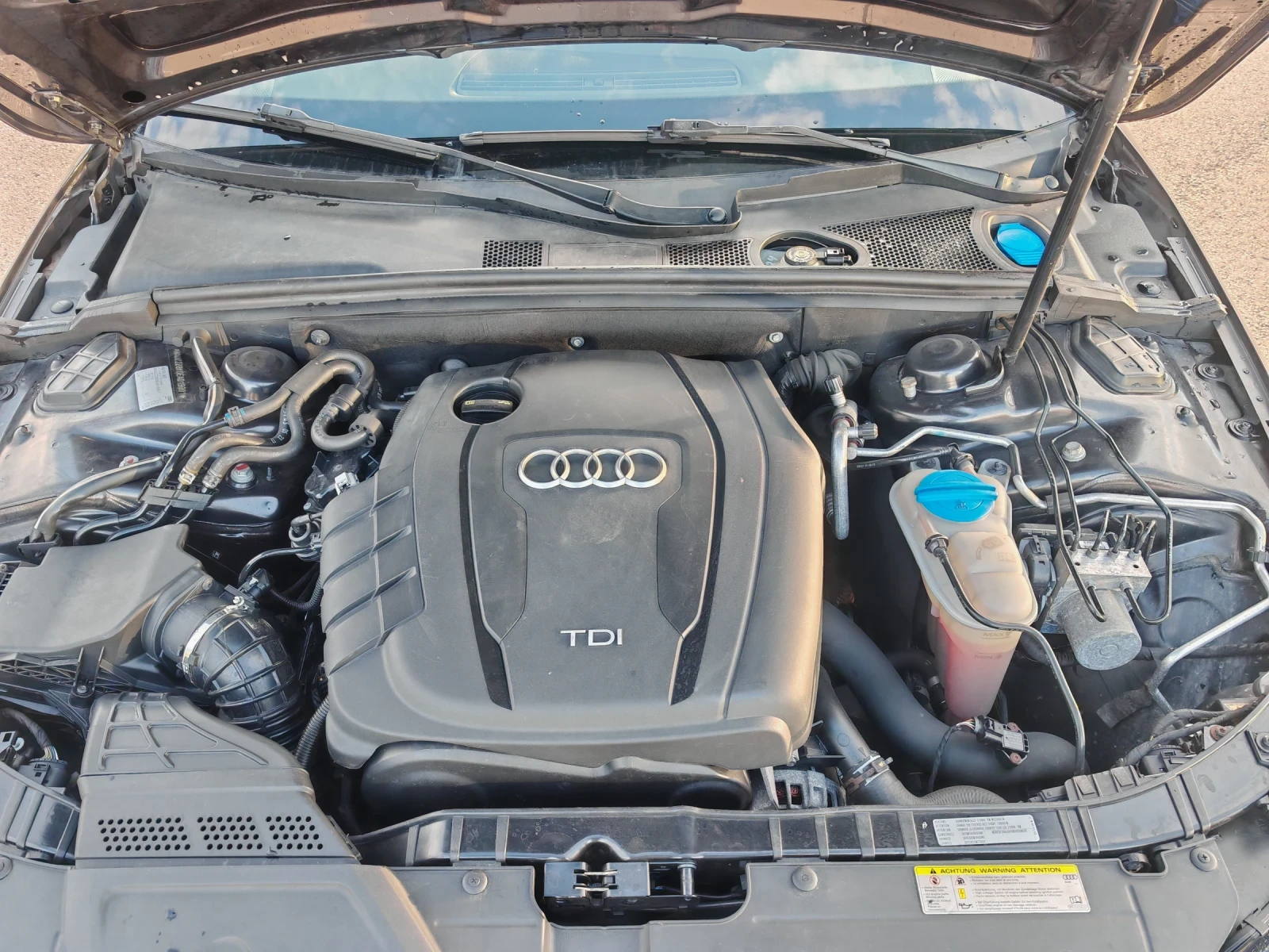 Audi A4 Avant Sline Quattro 2.0 TDI Panorama , снимка 14 - Автомобили и джипове - 54607315
