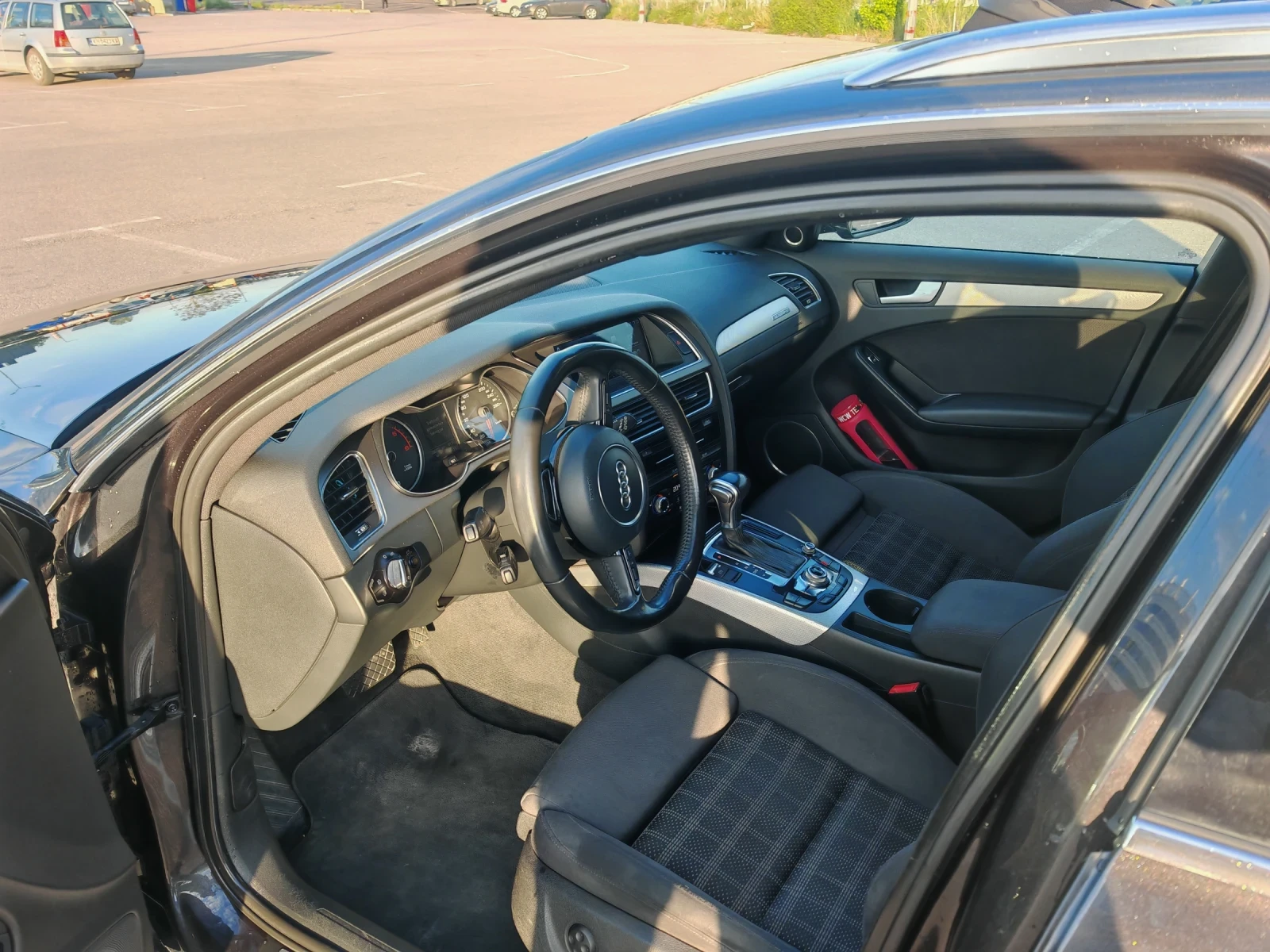 Audi A4 Avant Sline Quattro 2.0 TDI Panorama , снимка 8 - Автомобили и джипове - 54607315