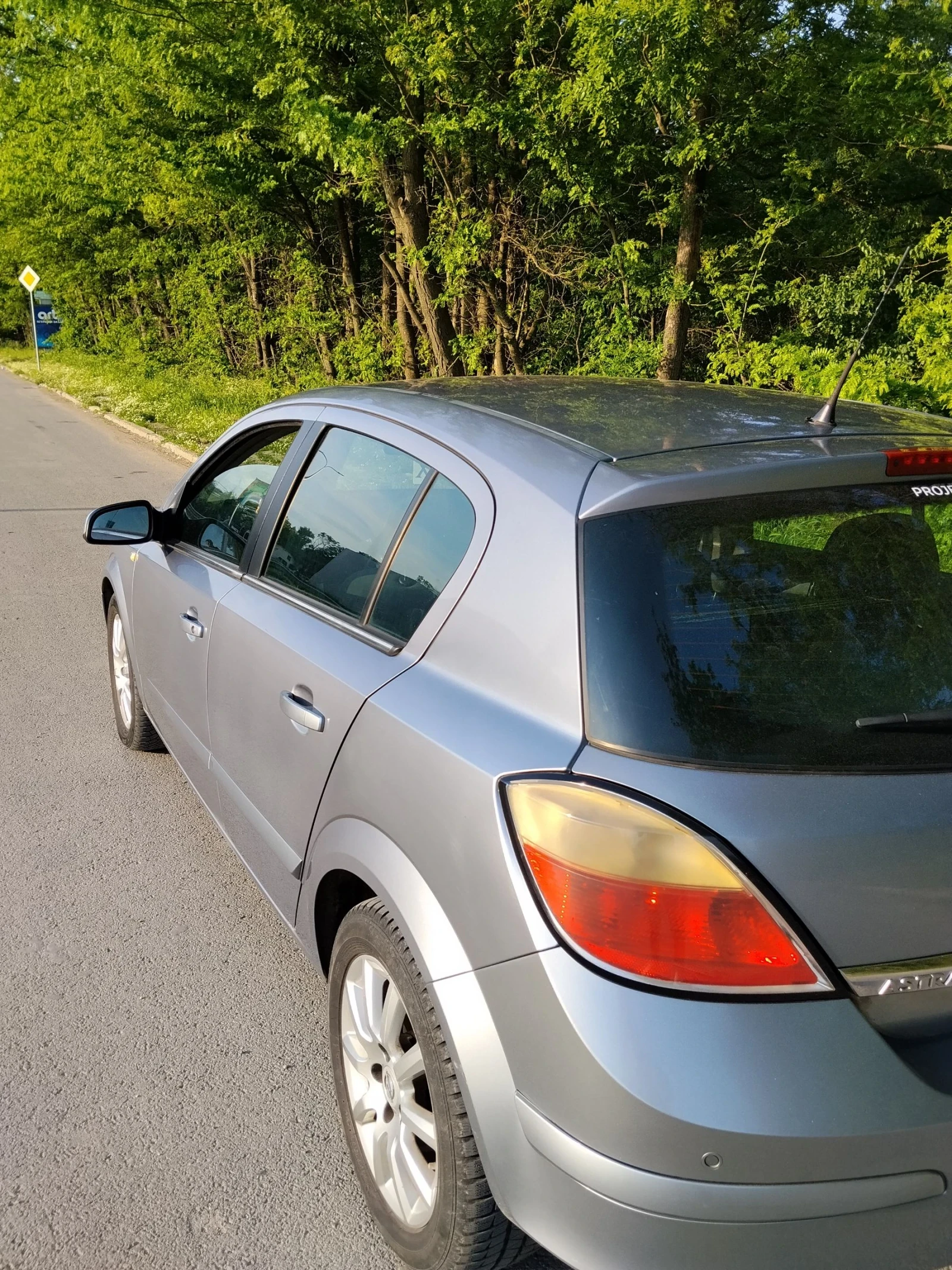 Opel Astra 1.7, снимка 7 - Автомобили и джипове - 54825250