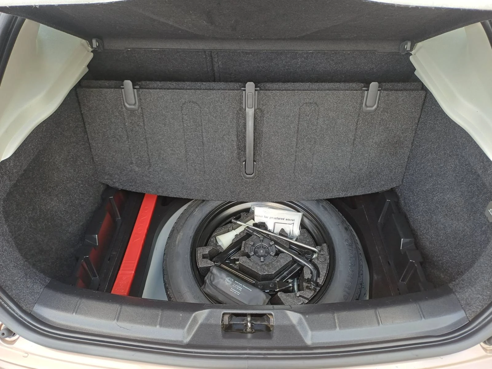 Volvo V40 Cross Country 2.0 Diesel 150k.s. 5-��������� | Mobile.bg � ����������� 11