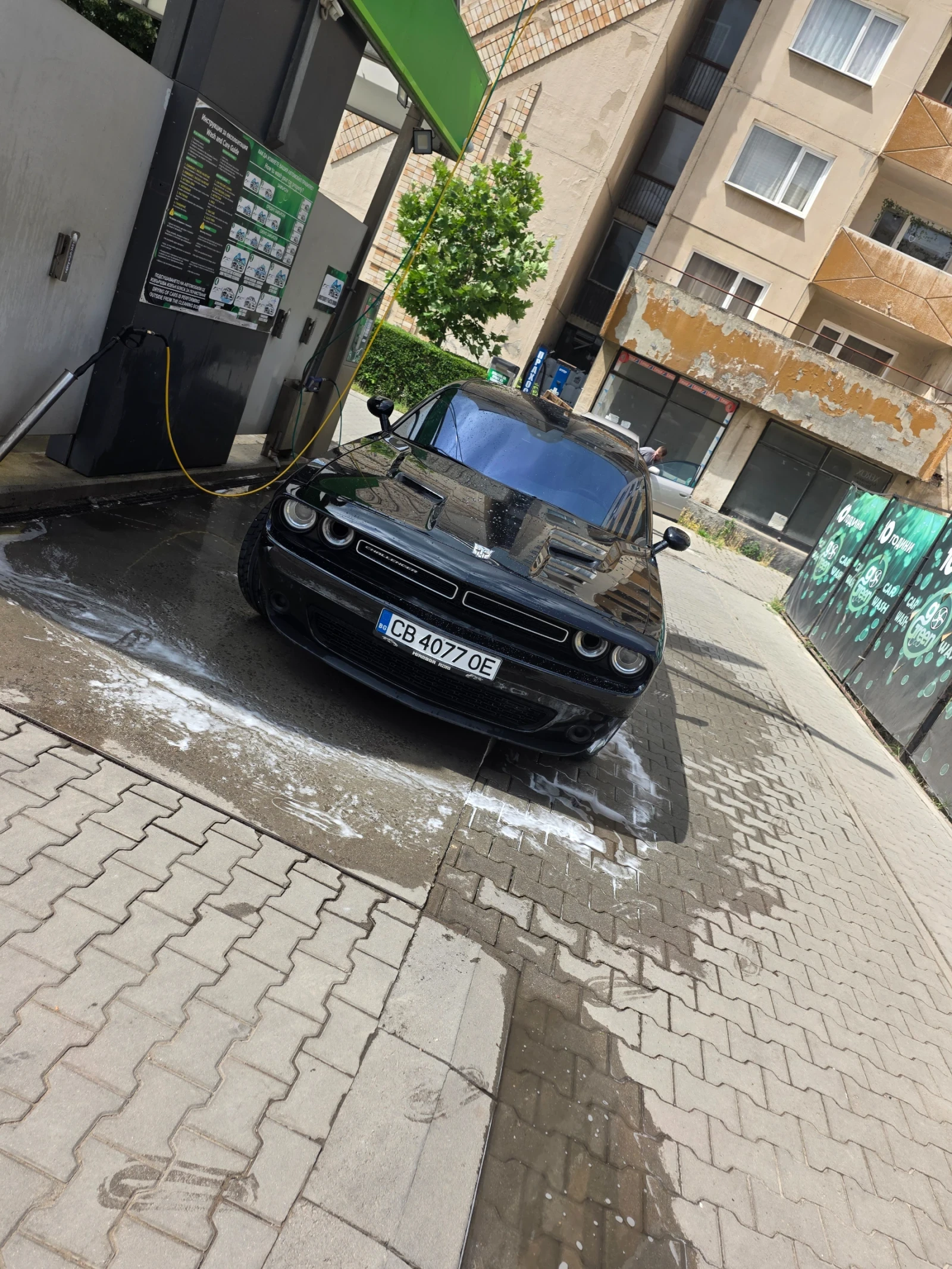 Dodge Challenger, снимка 2 - Автомобили и джипове - 54980735