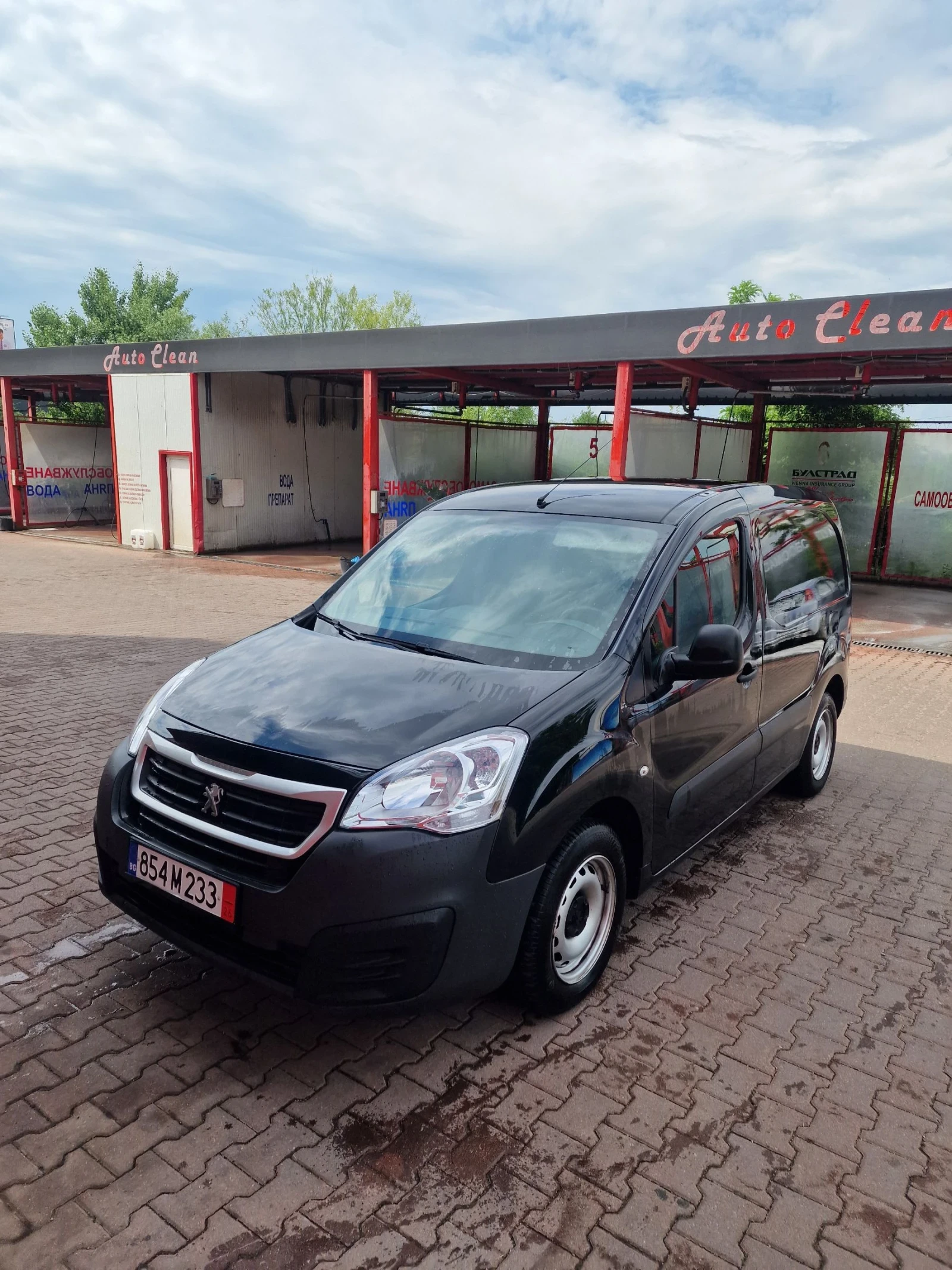 Peugeot Partner 1.6 HDI, снимка 2 - Автомобили и джипове - 55000038