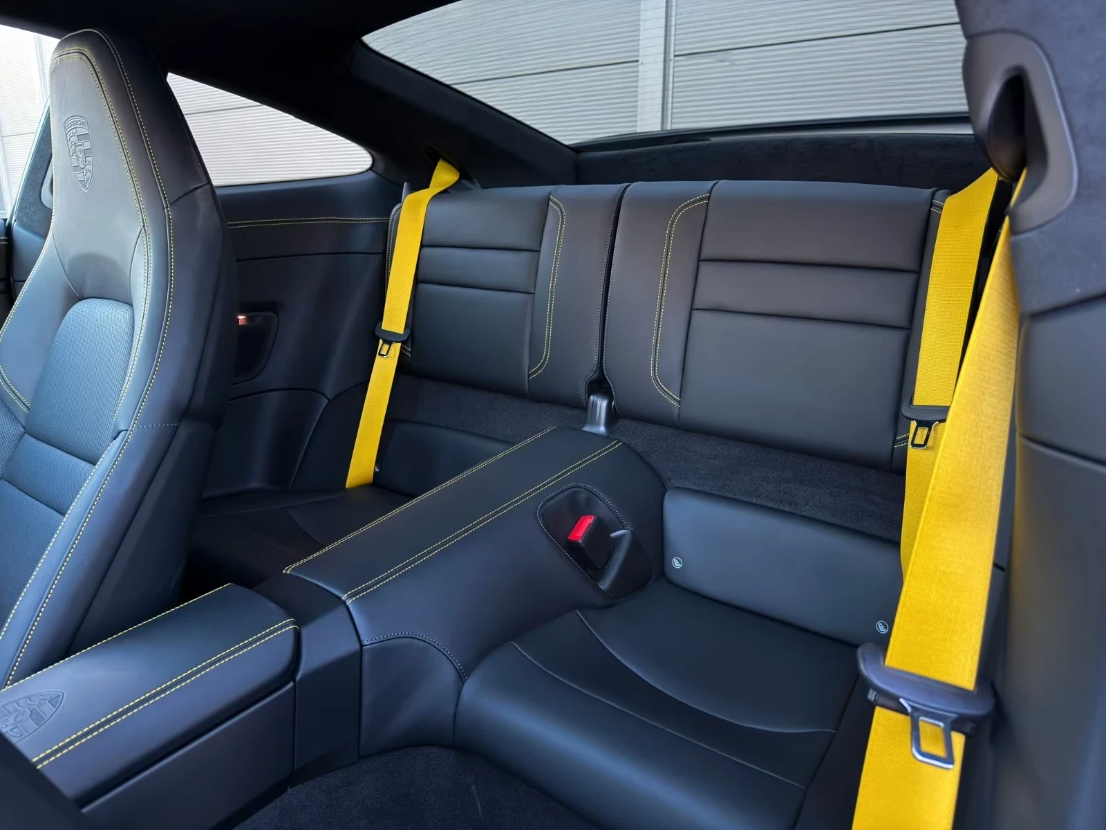 Porsche 911 992 4S GTS* AERO PAKET* MATRIX LIGTS* BOSE* 360*  | Mobile.bg � ����������� 15