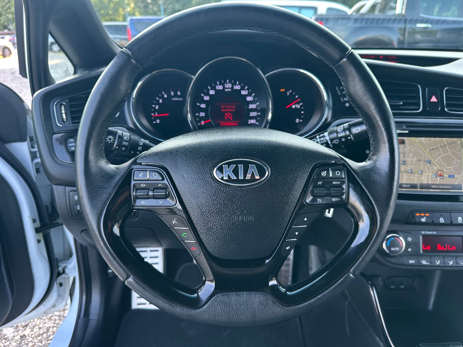 Kia Pro ceed 1.6CRDI 110kc FACE, снимка 13 - Автомобили и джипове - 55183437