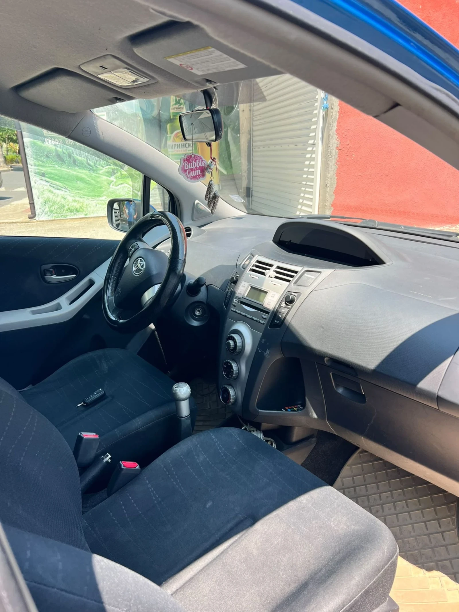 Toyota Yaris 1.4 d 90 к.с, снимка 10 - Автомобили и джипове - 55352730